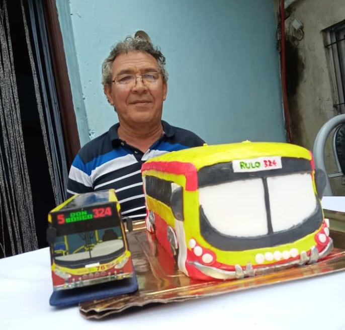 Un policía salió a defender a sus vecinos de un robo, se tiroteó con los ladrones y mataron a su padre