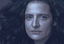 La gran cantora argentina, Julieta Laso, y su espectáculo «Aves Nocturnas» en el Teatro Margarita Xirgu