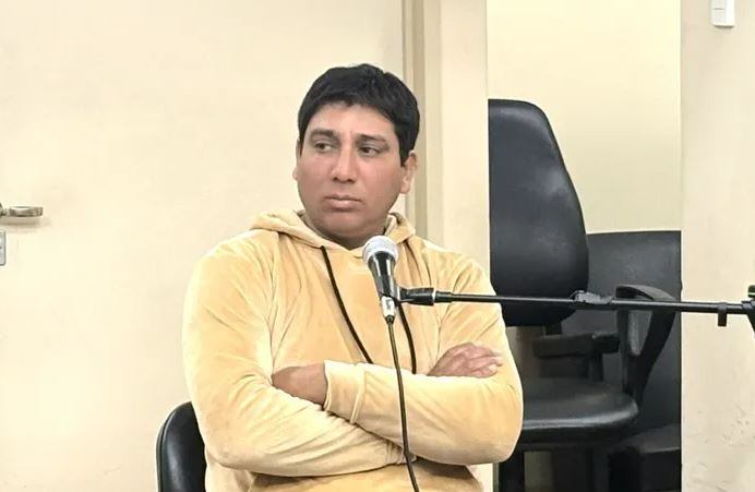 Condenaron a un funcionario en San Juan por usar máquinas y personal para una obra en su casa: quedó detenido