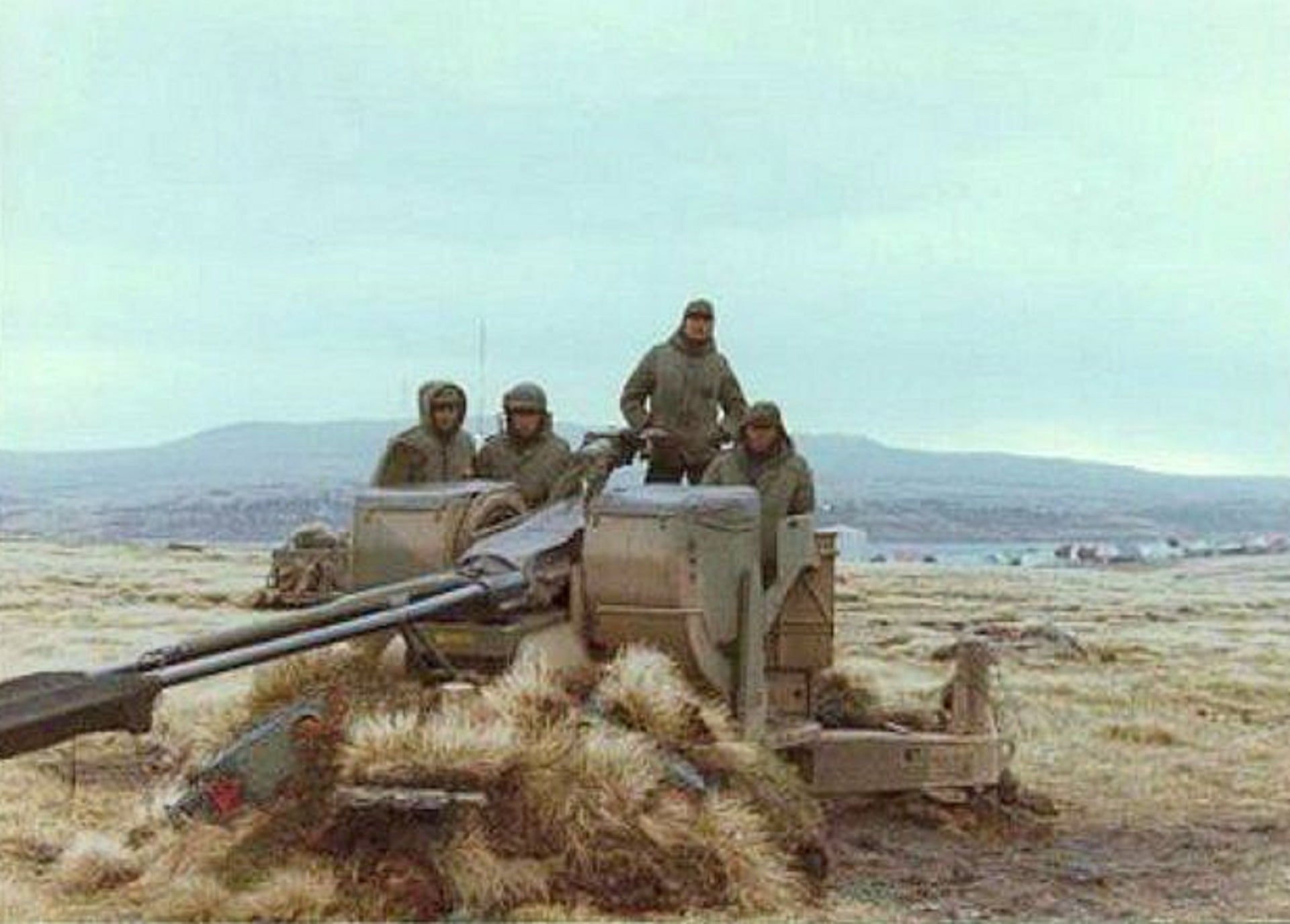 El dramático derribo de un avión Sea Harrier en Malvinas y el adiós a un suboficial argentino que participó de la gesta