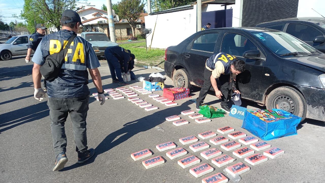 Incautaron 280 kilos de cocaína en el conurbano y apuntan a un nuevo narco peruano