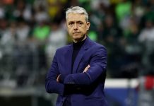 La insólita queja del DT de Liga de Quito tras la histórica derrota ante Palmeiras: “El campo parecía el patio de un colegio”