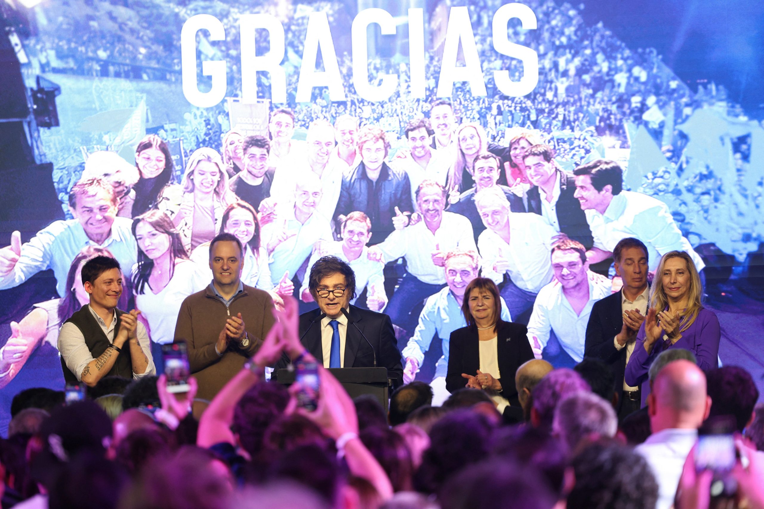 The Wall Street Journal analizó las elecciones argentinas: “Los barrios marginales abandonaron el peronismo y le dieron la victoria a Milei”
