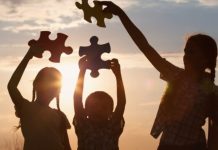 Hay 48 niños, niñas y adolescentes que esperan una familia