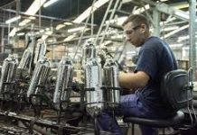 La industria nacional sigue por el subsuelo