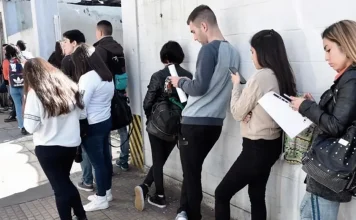 La UBA asegura que el empleo privado cayó 6 veces más que el público