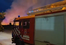 Yerba Buena: casi todo un barrio tuvo que ser evacuado por un incendio