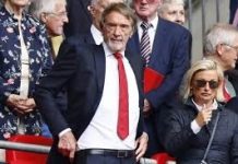 Millonarios, antisistemas y oligarcas ladrones de gambetas