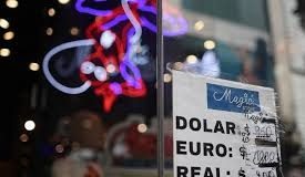 Cómo el “no hay plata” de Milei impulsa el regreso de las cuasimonedas a Argentina