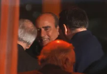 Francos se quedó en YPF y la empresa no sabe si sigue cobrando el sueldo de 70 millones