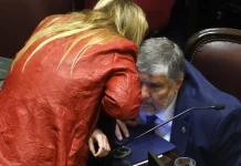 El peronismo intenta aprobar la ley que limita los DNU a Milei antes del recambio