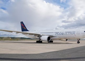 Autorizaron a la aerolínea española Plus Ultra Líneas Aéreas a ofrecer vuelos entre Buenos Aires y Madrid