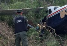 Cayó una avioneta narco en Salta: tenía matrícula boliviana y transportaba cerca de 130 kilos de cocaína