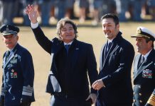 Cómo será el acto en el que Milei y Luis Petri recibirán a los primeros aviones F-16 que compró la Argentina