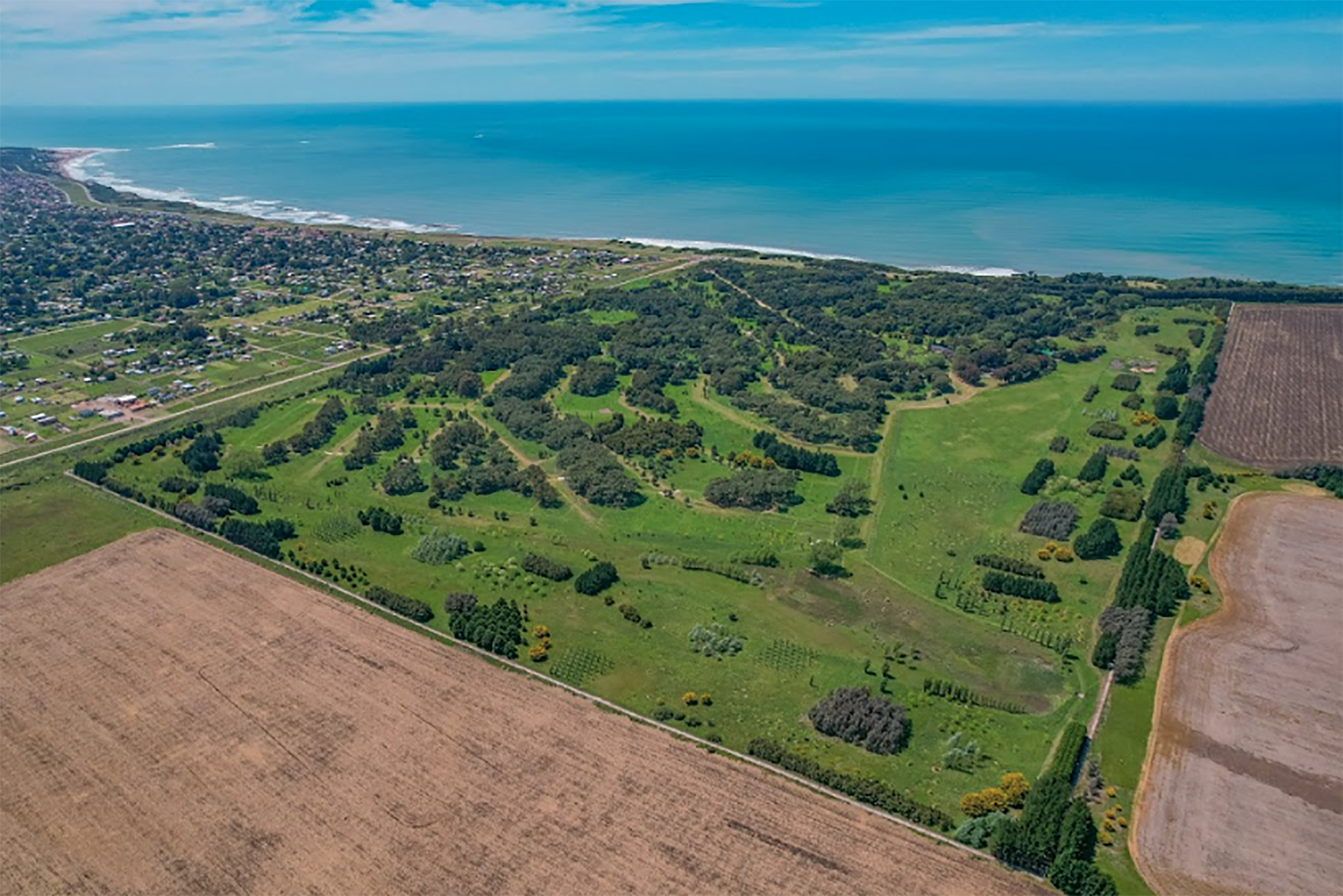 Delincuentes ingresaron encapuchados a su casa en Chapadmalal, se resistió al robo y lo balearon por la espalda