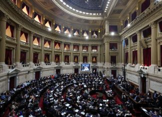 El Gobierno prepara el llamado a sesiones extraordinarias para antes del 10 de diciembre