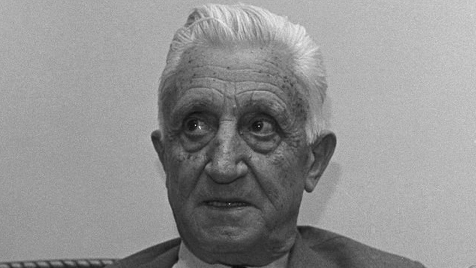 El hijo de Arturo Illia lanzó un libro sobre la vida del ex presidente: “Cumplió todo lo que prometió”