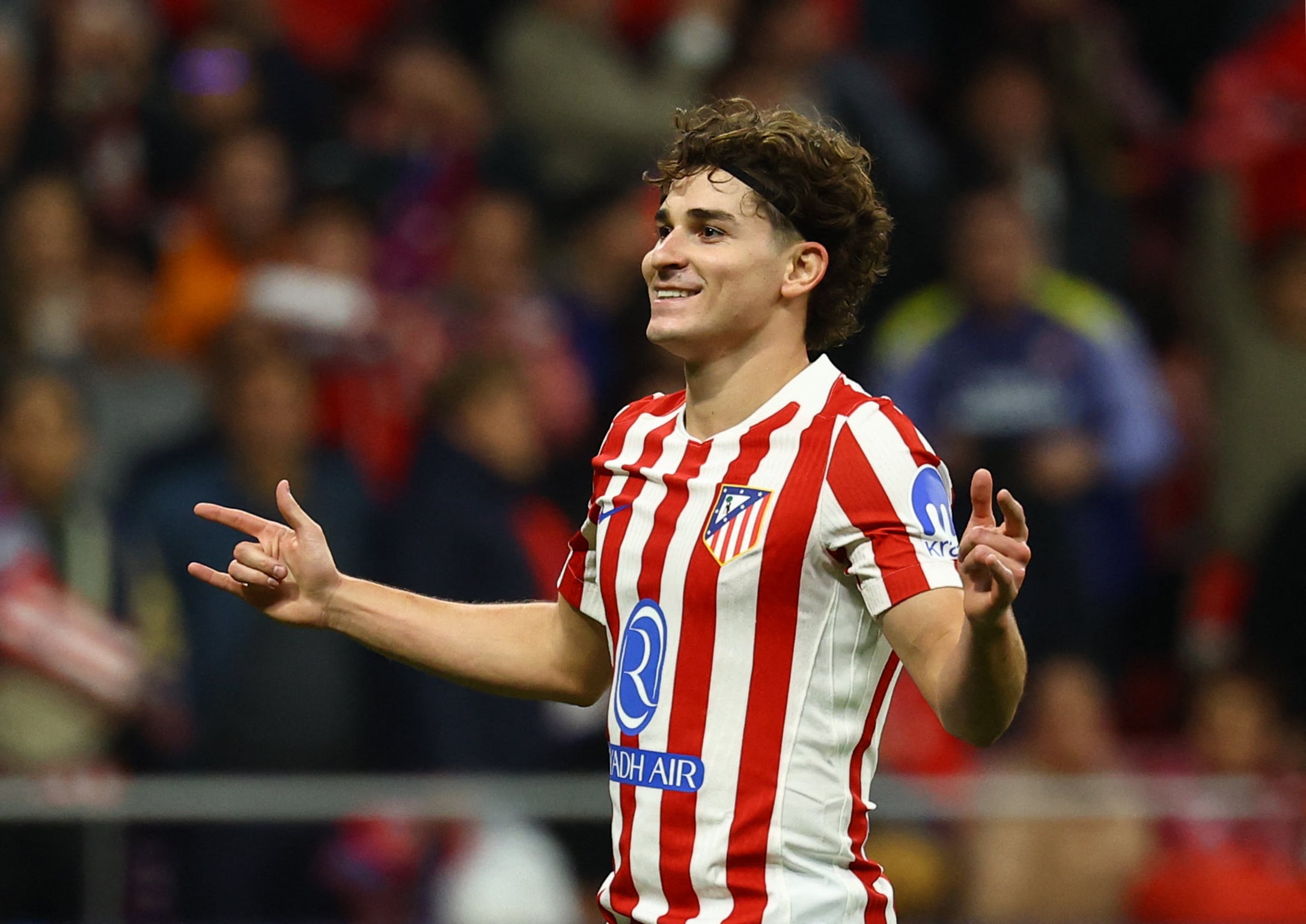 El minucioso plan que analiza el Barcelona para romper el mercado y lograr el fichaje de Julián Álvarez