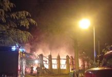 Fuego, pintadas satanistas y black metal: una capilla de Pehuen Co fue incendiada en Halloween