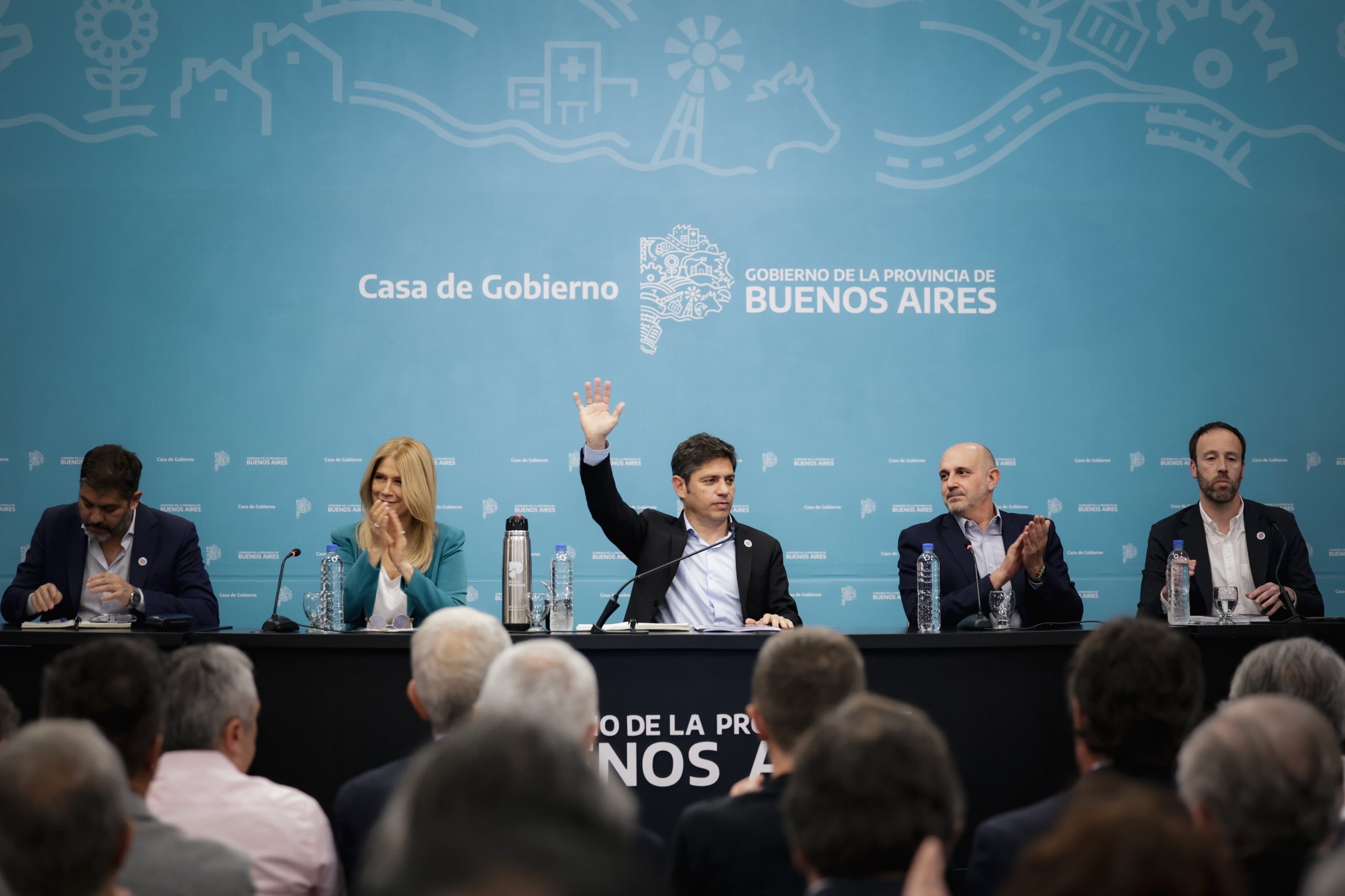 Kicillof presentó el Presupuesto 2026 con críticas a Milei y un mensaje a la interna: “Es imperioso aprobarlo”
