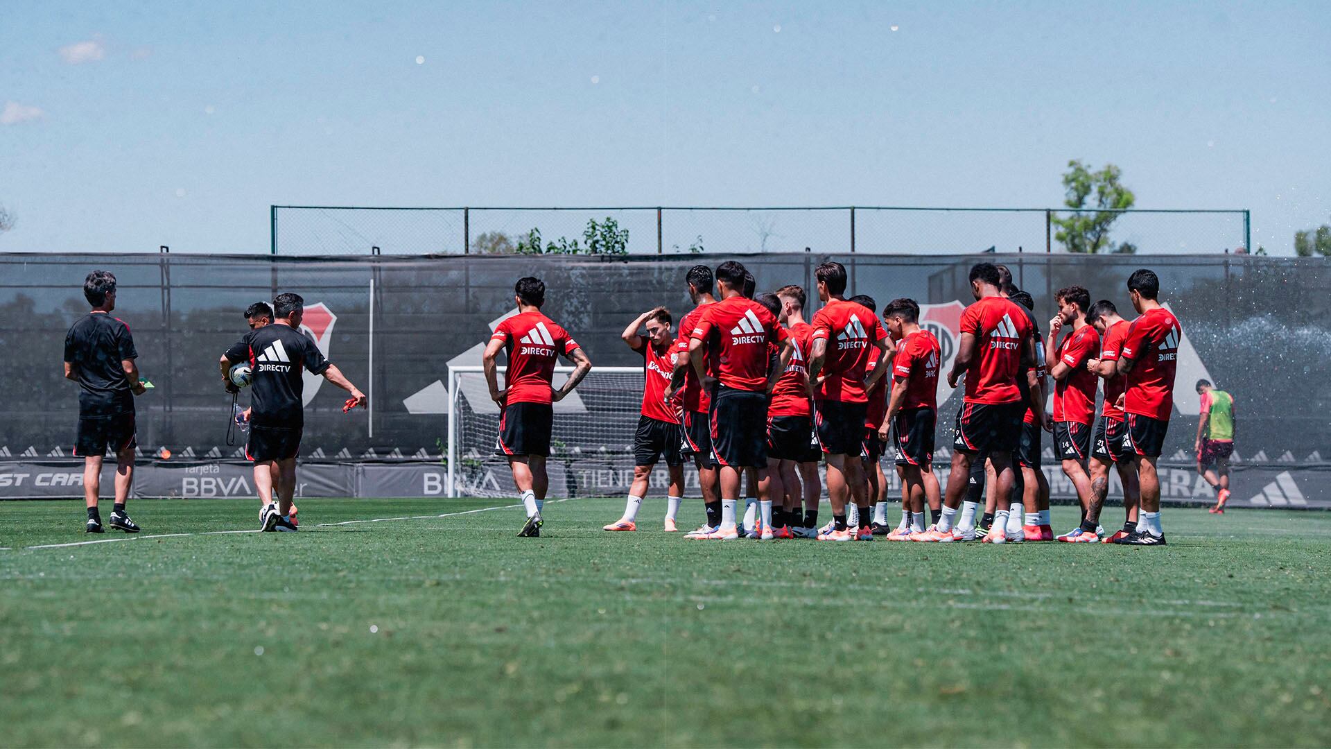 La charla definitoria que tuvo Marcelo Gallardo con el plantel de River Plate: los 6 jugadores que se irían