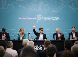 La puja por los fondos traba el endeudamiento de Kicillof: negociaciones con La Cámpora, el rol de Massa y tensión con la oposición