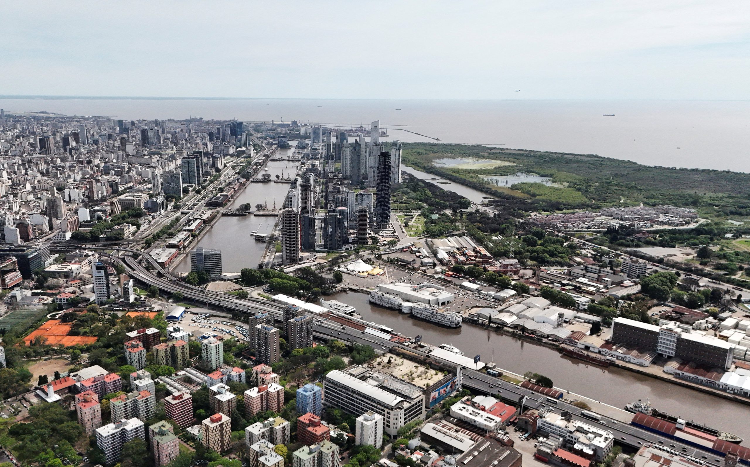 Lluvias aisladas y descenso de temperatura: el tiempo en el AMBA hasta el fin de semana