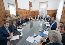 Por miedo a filtraciones, el Gobierno posterga reuniones y definirá en soledad las próximas reformas