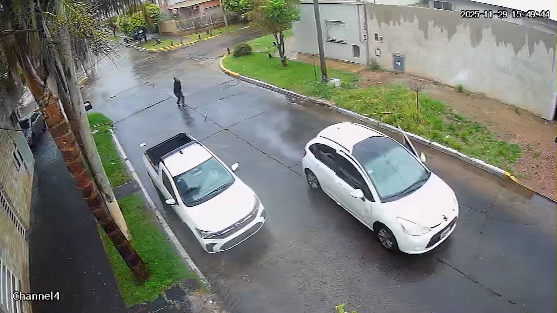 Salvaje robo piraña en San Justo: seis ladrones lo atacaron, lo balearon y casi lo atropellan con su propio auto