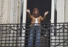 Zambas, chacareras y brindis por la libertad de Cristina Kirchner