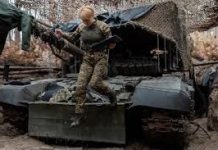 Ucranianas asumen roles de combate a medida que la tecnología cambia el campo de batalla