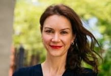 Emily Goligoski, investigadora: “Tengo reglas sobre el uso de dispositivos en clase. ¿Cómo competir contra la dopamina mientras doy algo de teoría?”