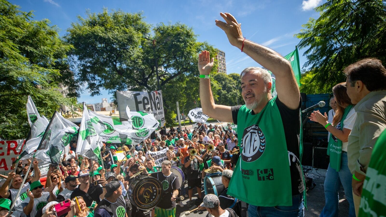 ATE amenazó a Sturzenegger: “Es un siniestro que viene por nosotros, pero los estatales también vamos por él”