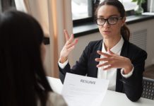 Cómo hacer un currículum con IA