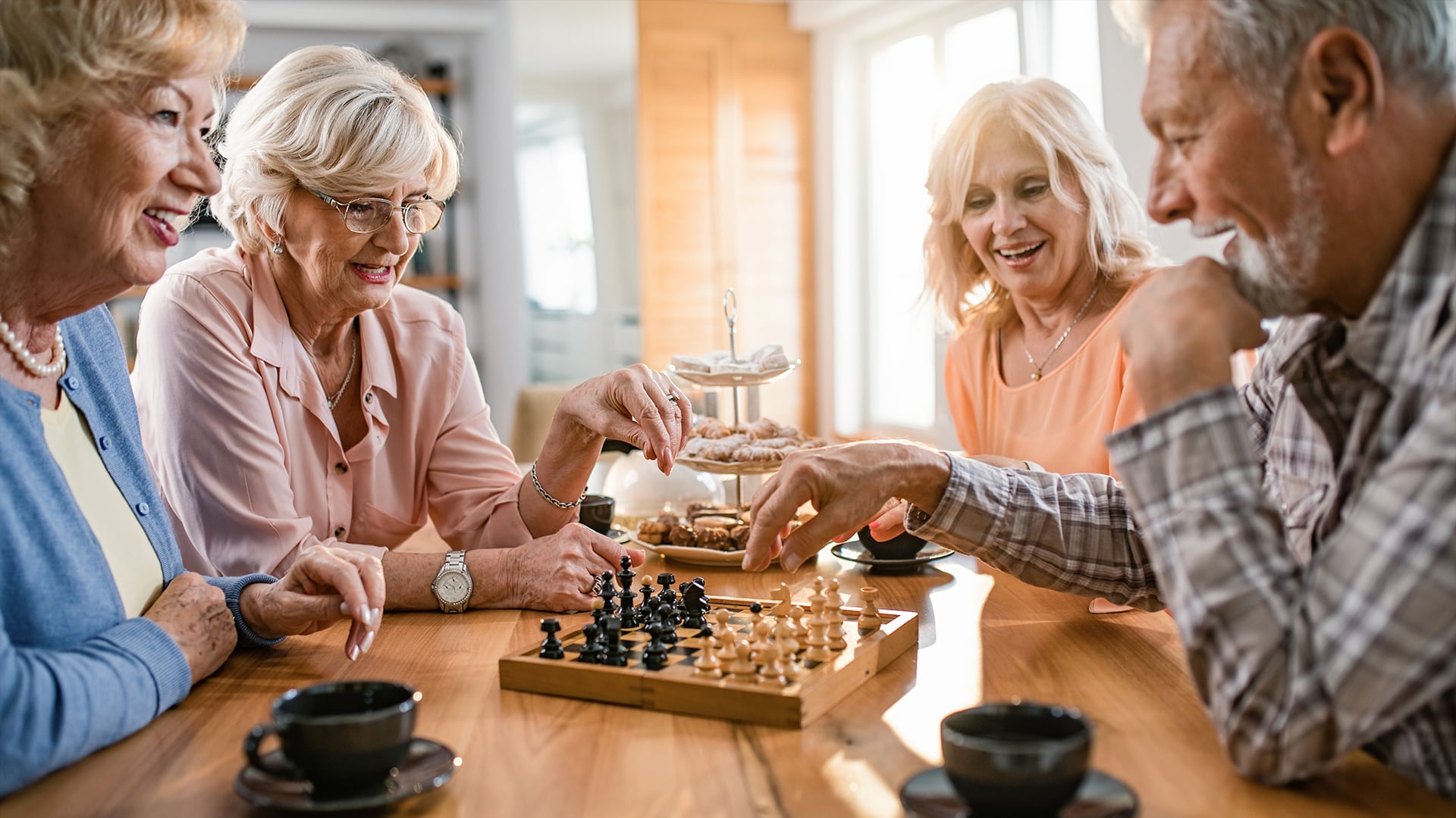 Cómo se empieza a diseñar la nueva longevidad en la Argentina: historias, proyectos y una urgencia compartida