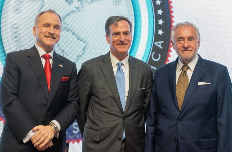 El Centro de Estudios Americanos celebró sus 35 años y el embajador Peter Lamelas destacó el “momento único” de las relaciones entre Argentina y Estados Unidos