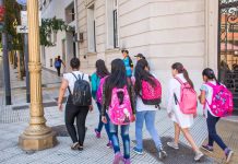 Emmanuel Ferrario: “¿Por qué los niños dejaron de tener lugar en las ciudades?»