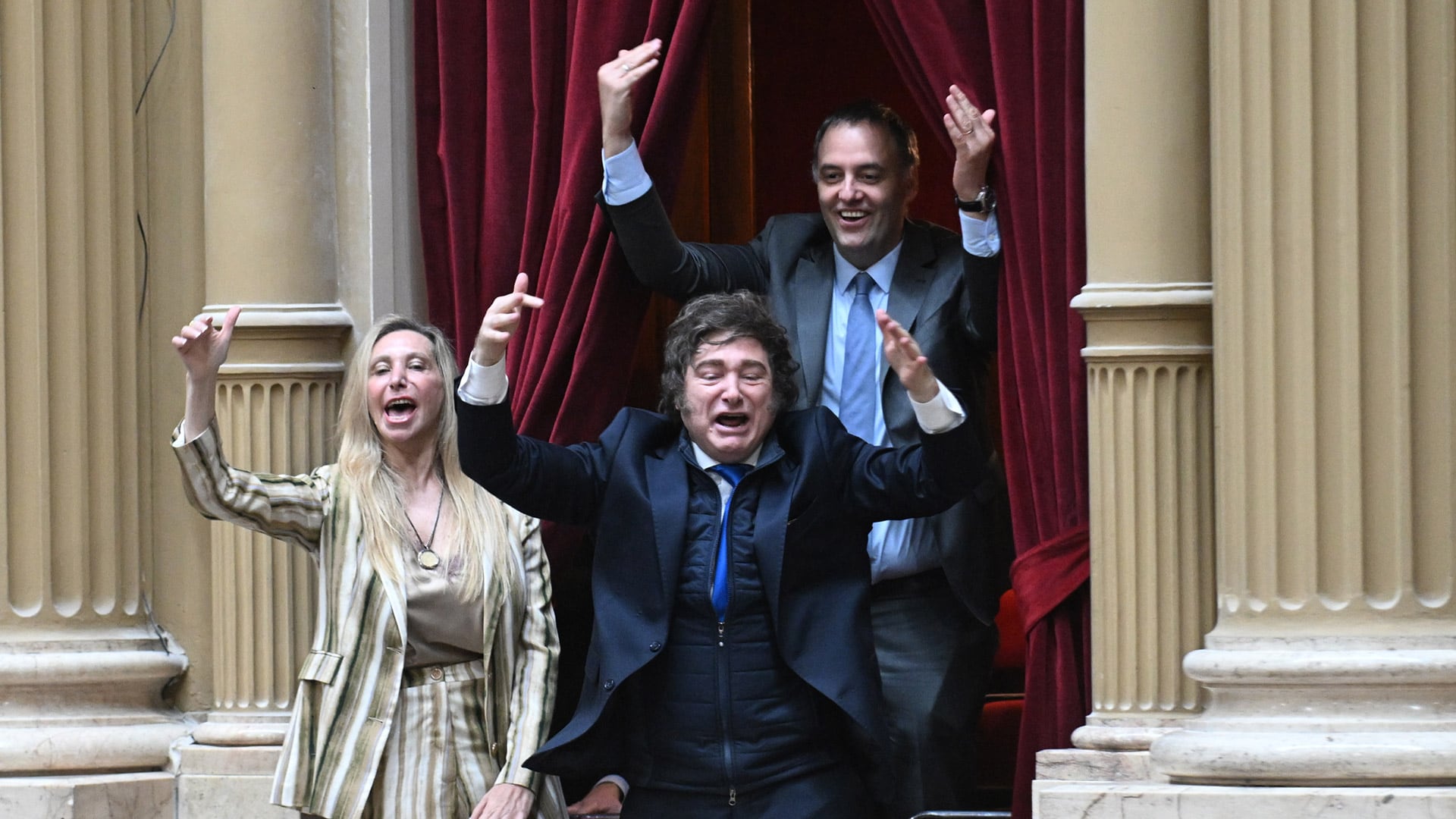 La deconstrucción de Milei: el Presidente se amiga con el Congreso y avala una tregua en la interna libertaria