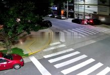 Le suspendieron la licencia al conductor alcoholizado que chocó a cuatro autos y el frente de una casa en Villa del Parque