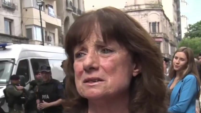 Vilma Ripoll esperó llorando a Javier Milei en la puerta del Congreso: el motivo de sus lágrimas